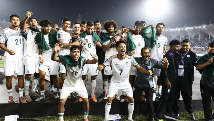 ফিফা র‌্যাংকিংয়ে অনড় হামজা-সামিতরা 